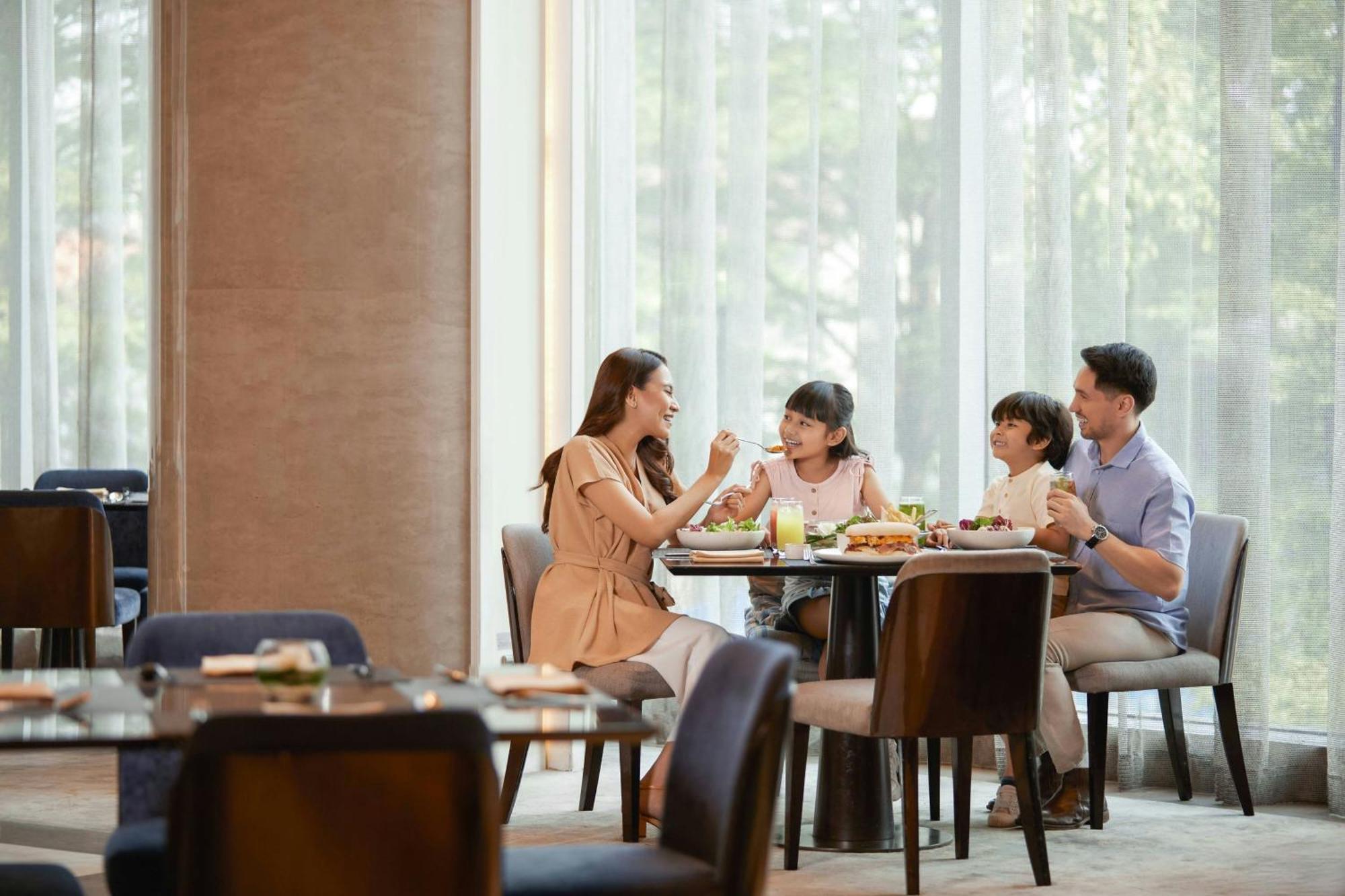 Sheraton Grand Jakarta Gandaria City Hotel Dış mekan fotoğraf